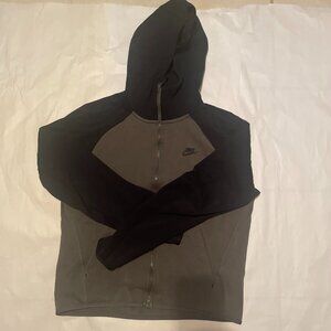 Nike Tech Fleece sweatsuit